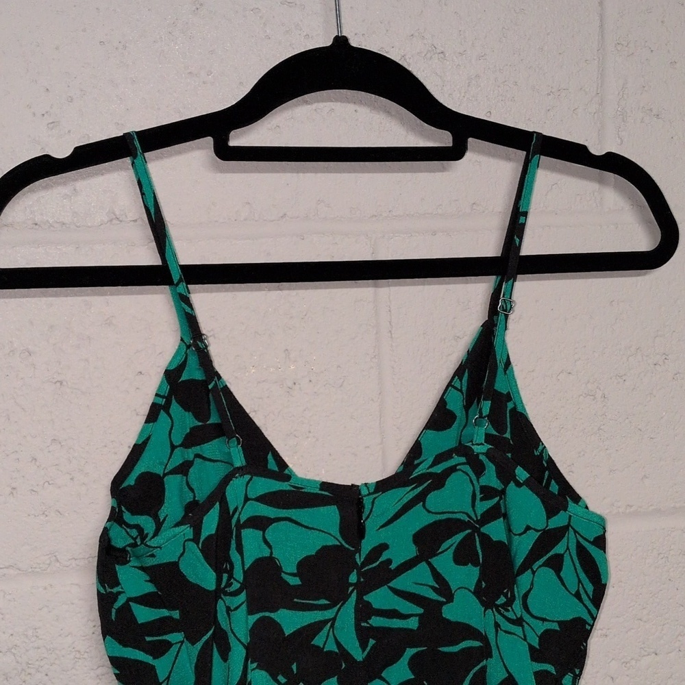 Resortwear Maxi Dress, XS, NWT, Tropical Floral, Vacation Ready - Picture 8 of 13